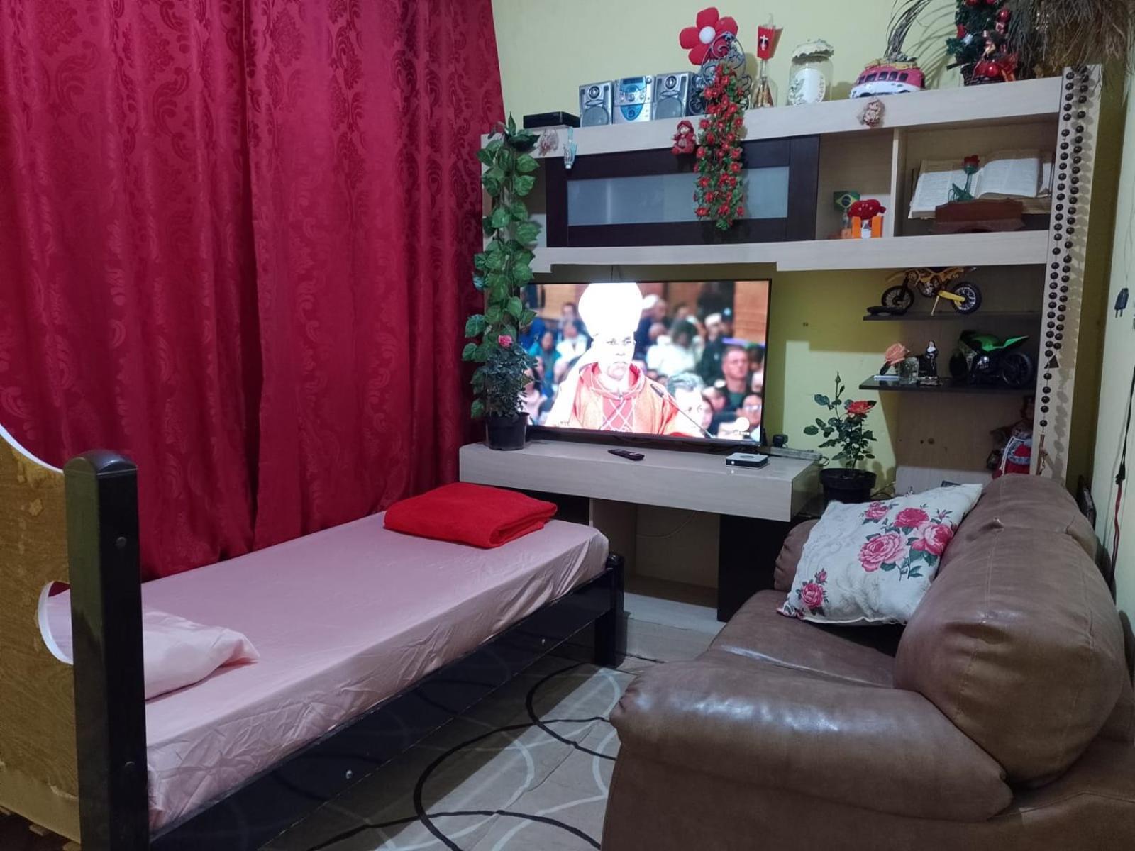 Casa Da Tia La Preco Unico Pela Casa Inteira, Cabem Ate 6 Pessoas Proximo Ao Santuario De Aparecida Villa Aparecida  Bagian luar foto